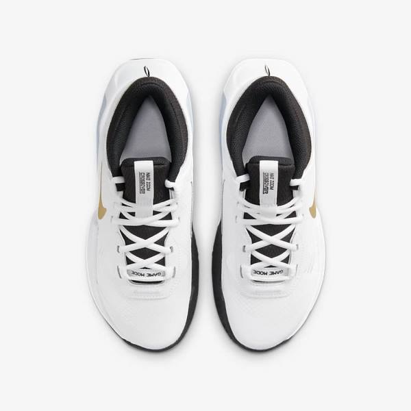 Kids' Nike Air Zoom Crossover Older Basketball Shoes White / Black / Metal Gold | NK651BUA