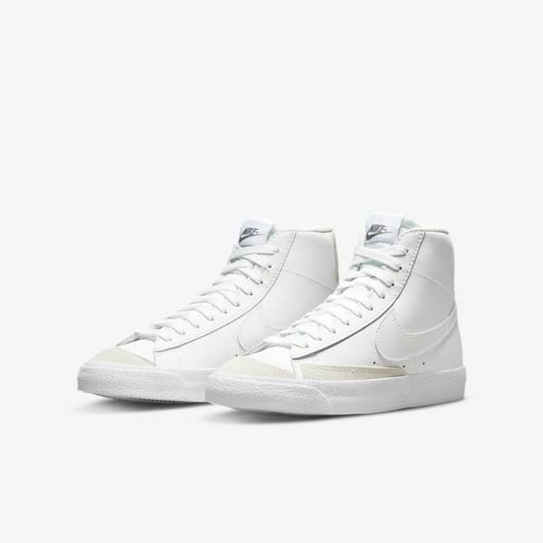 Kids' Nike Blazer Mid 77 Older Basketball Shoes White / Light Brown / White | NK458ONG