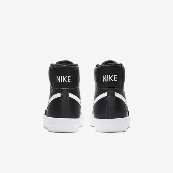 Kids' Nike Blazer Mid 77 Older Sneakers Black / White / Orange | NK306LGN