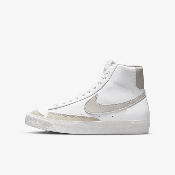 Kids\' Nike Blazer Mid 77 SE Older Sneakers White / Light Beige | NK014LQC