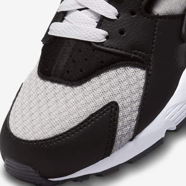 Kids' Nike Huarache Run Older Running Shoes Black / Grey / White / Red | NK209NOL