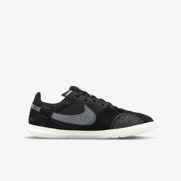 Kids' Nike Jr. Streetgato Older Football Shoes Black / White | NK137XWS