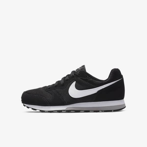 Kids\' Nike MD Runner 2 Older Sneakers Black / Grey / White | NK165KSA