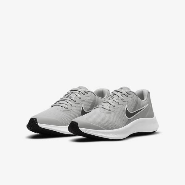 Kids' Nike Star Runner 3 Older Road Running Shoes Light Grey / Black | NK187UCN