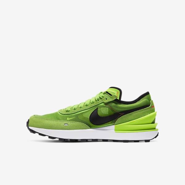 Kids\' Nike Waffle One Older Walking Shoes Green / Red / Black | NK917ZHW