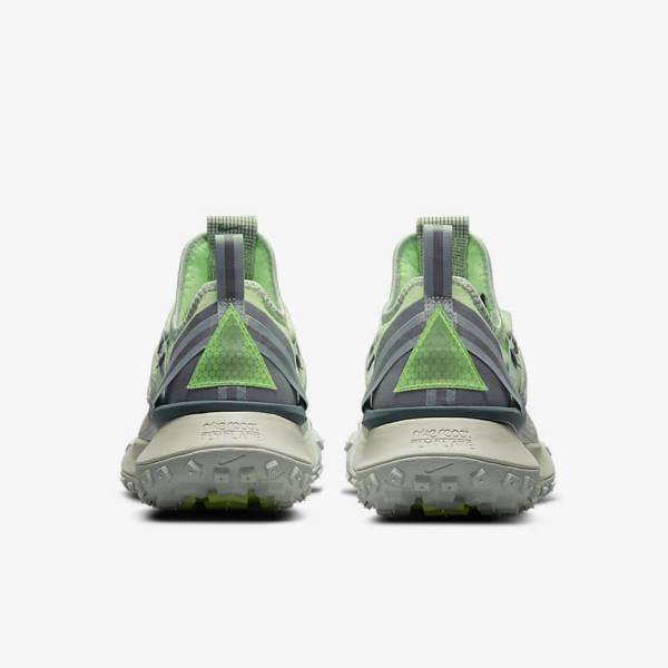 Men's Nike ACG Mountain Fly Low Sneakers Grey / Green | NK467LSR