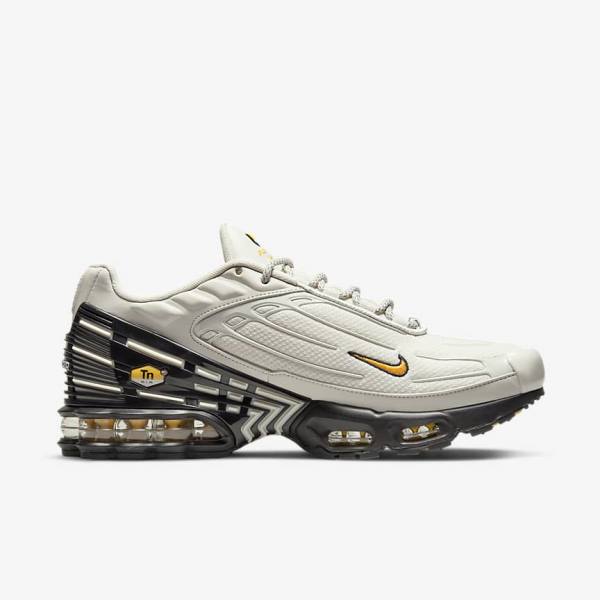 Men's Nike Air Max Plus 3 Sneakers Light Beige / Black / Silver / Gold | NK786DHG