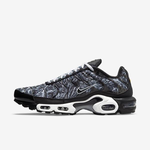 Men\'s Nike Air Max Plus Sneakers Black / White / Dark Grey / Black | NK052FCW