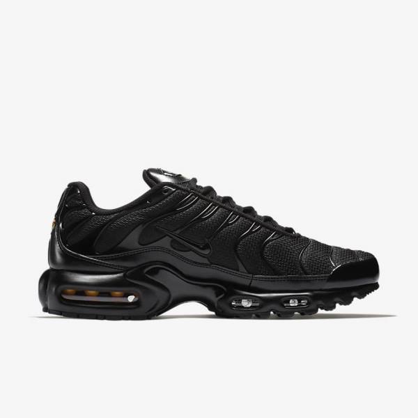 Men's Nike Air Max Plus Sneakers White / Black / Grey / White | NK082YOH