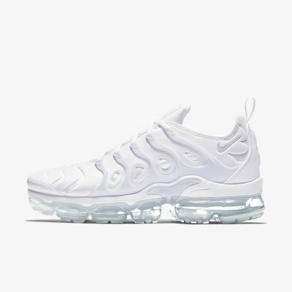 Men\'s Nike Air VaporMax Plus Sneakers White / Platinum / White | NK941UCM