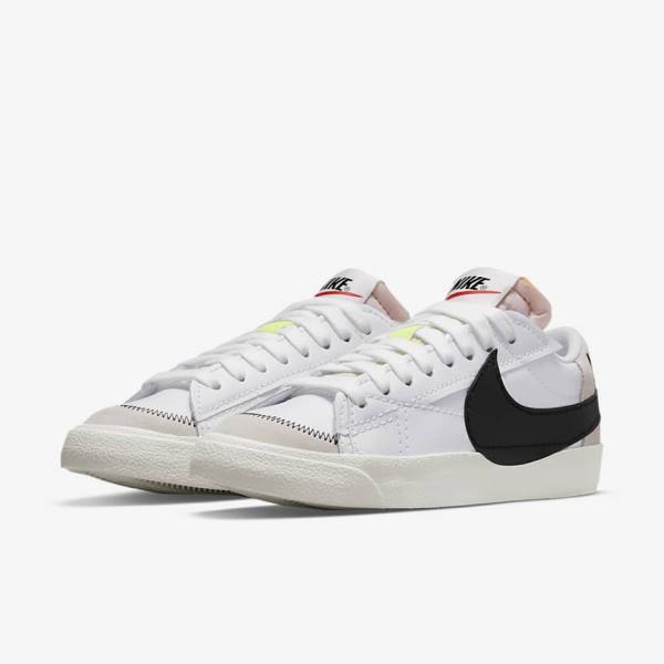 Men's Nike Blazer Low 77 Jumbo Sneakers White / Black | NK874ZGB