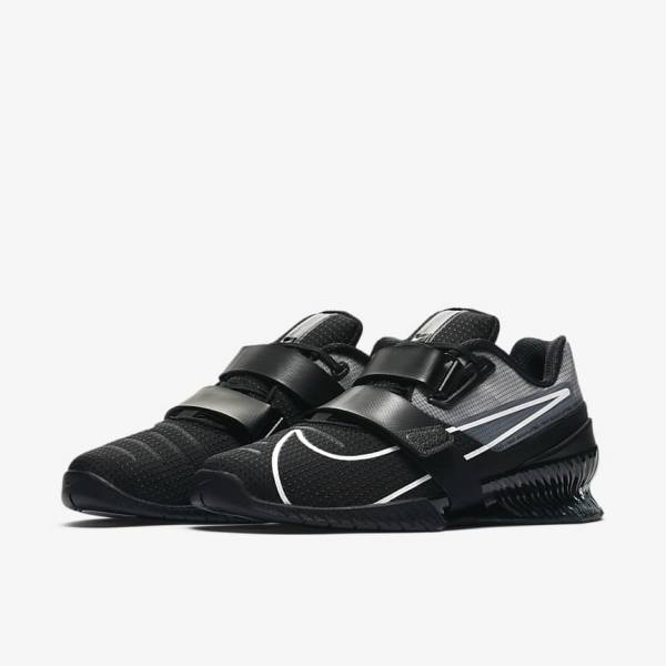 Men's Nike Romaleos 4 Training Shoes Black / White | NK306GUB