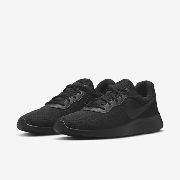 Men's Nike Tanjun Sneakers Black | NK425KJS