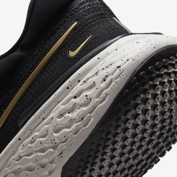 Men's Nike ZoomX Invincible Run Flyknit Road Running Shoes Black / Metal Gold | NK523LWO