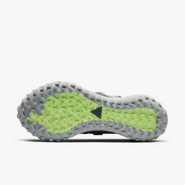 Women's Nike ACG Mountain Fly Low Sneakers Grey / Green | NK409BKP