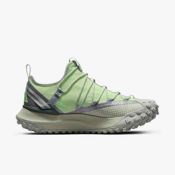 Women's Nike ACG Mountain Fly Low Sneakers Grey / Green | NK409BKP