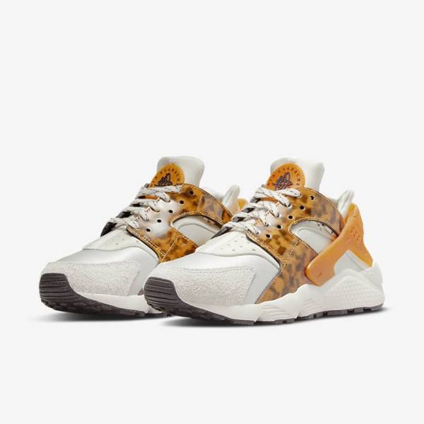 Women's Nike Air Huarache Sneakers Brown / Light Beige / Yellow | NK589EYM