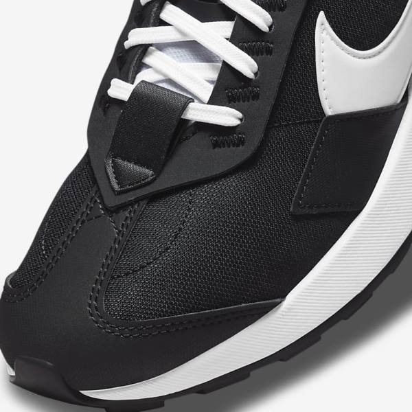 Women's Nike Air Max Pre-Day Sneakers Black / Metal Silver / White | NK318AVC