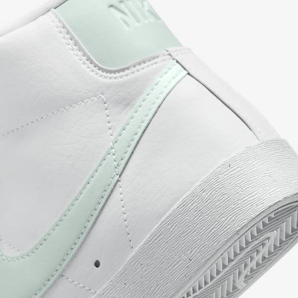 Women's Nike Blazer Mid 77 Next Nature Sneakers White / Green | NK432YVZ