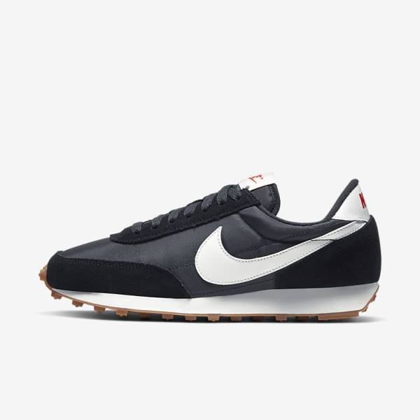 Women\'s Nike Daybreak Sneakers Black / Brown / White | NK625MYF