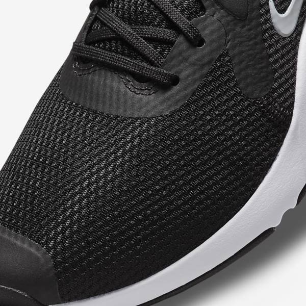 Women's Nike Renew In-Season TR 11 Training Shoes Black / White | NK316RNL