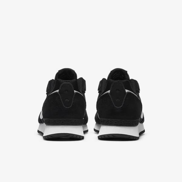 Women's Nike Venture Runner Sneakers Black / White | NK385TLF