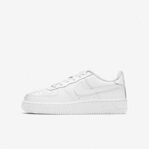 Kids' Nike Air Force 1 LE Older Sneakers White | NK503YJG