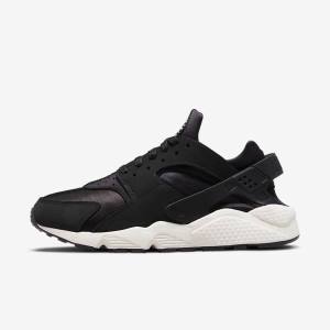 Men's Nike Air Huarache LE Sneakers Black / White | NK307YKX